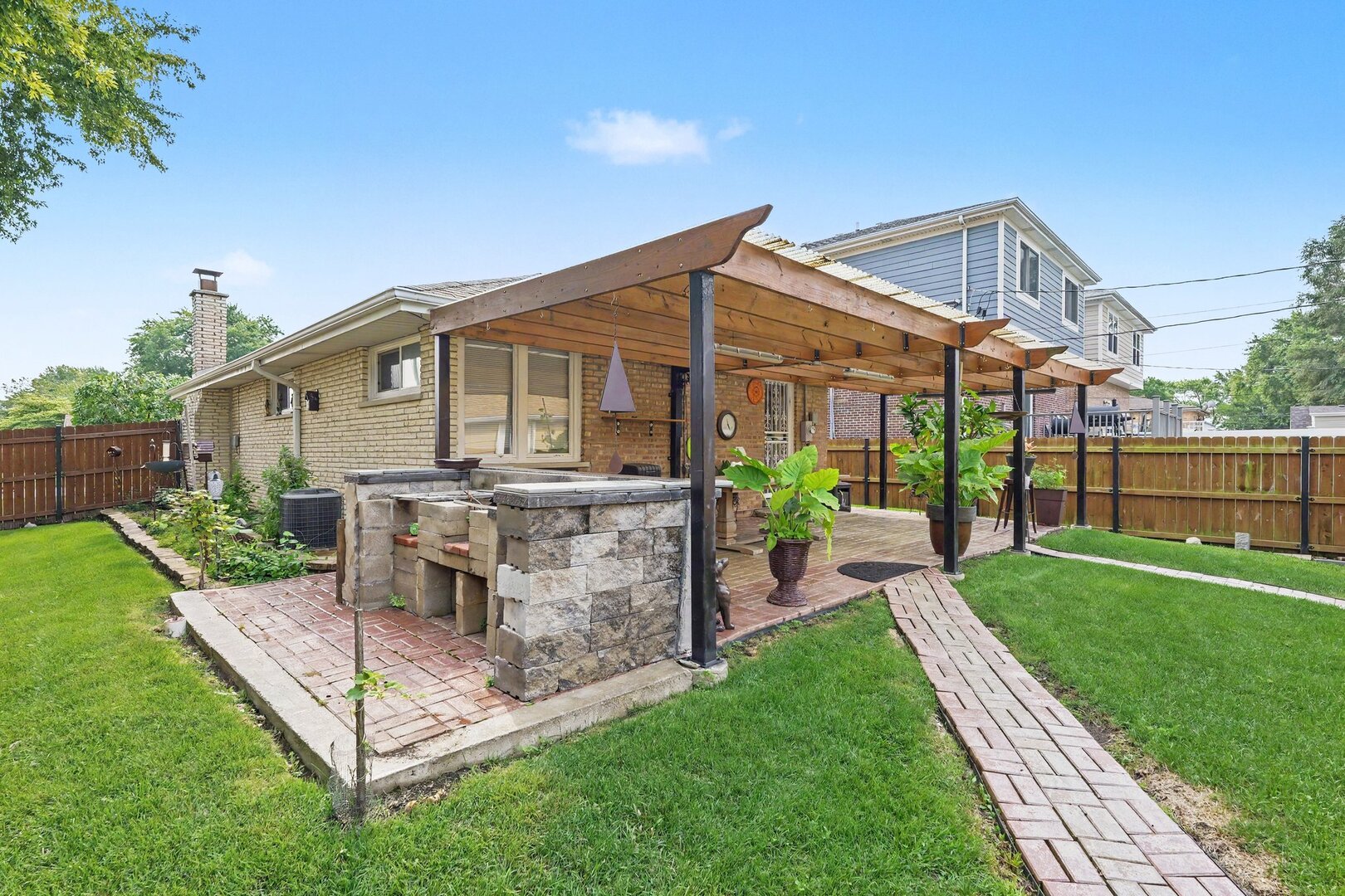 property viewer photo 13