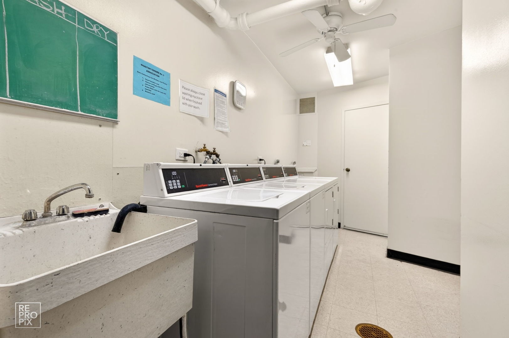main property photo 9