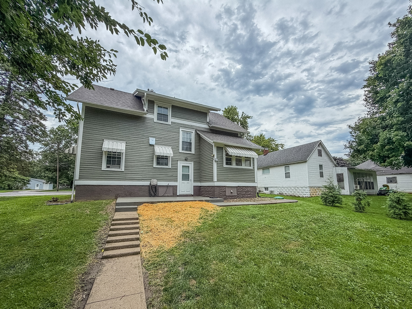 main property photo 45