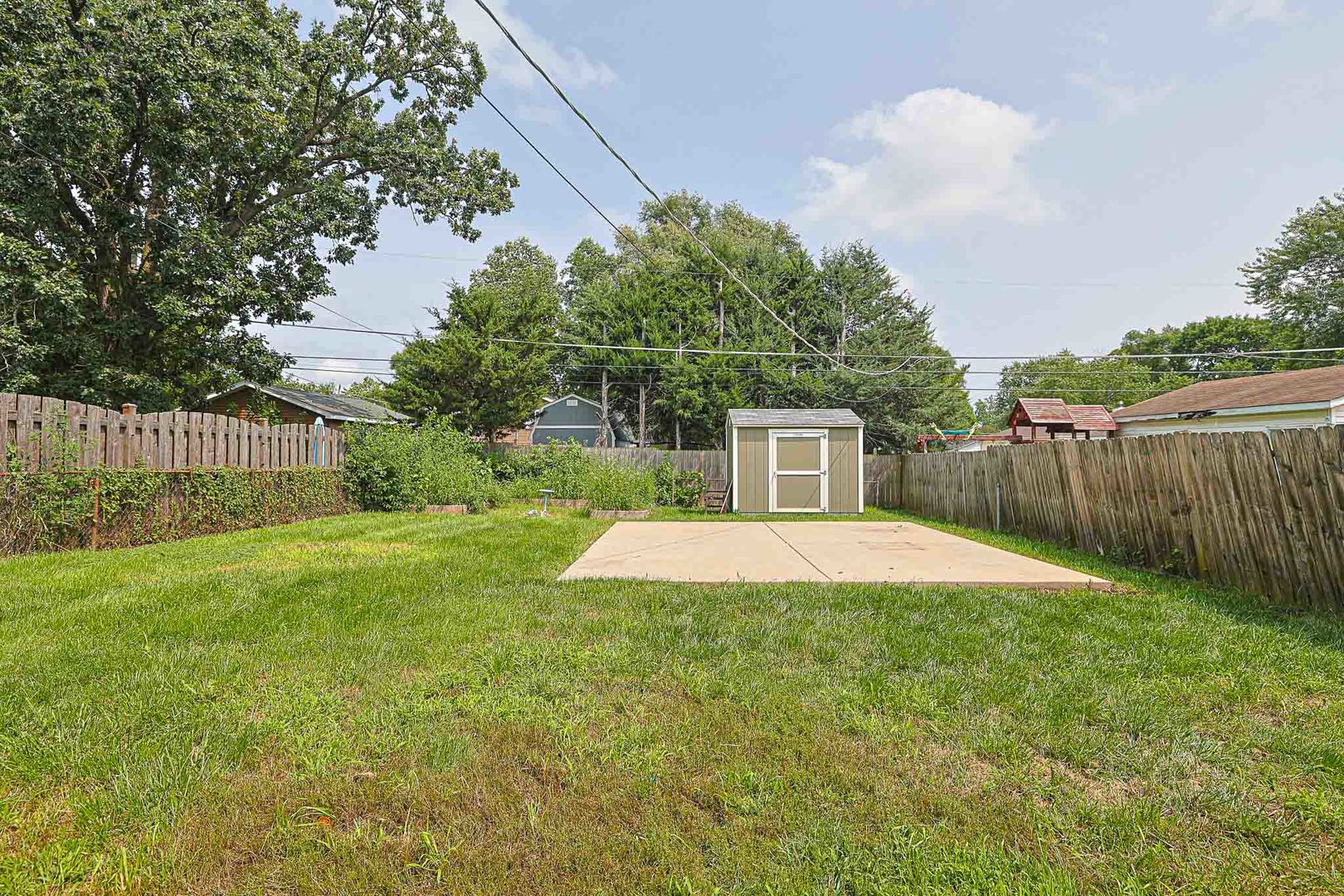 main property photo 30