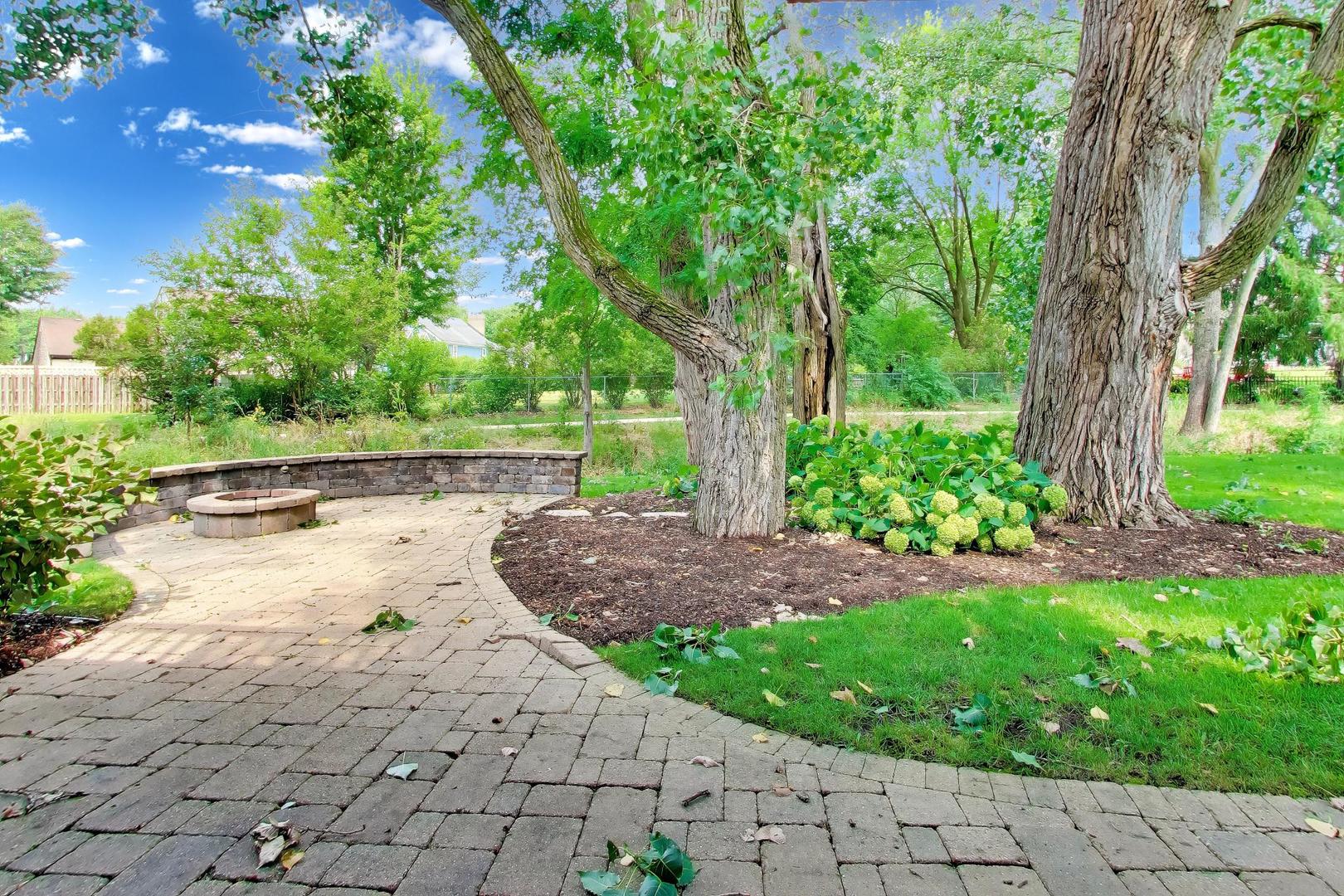 main property photo 30