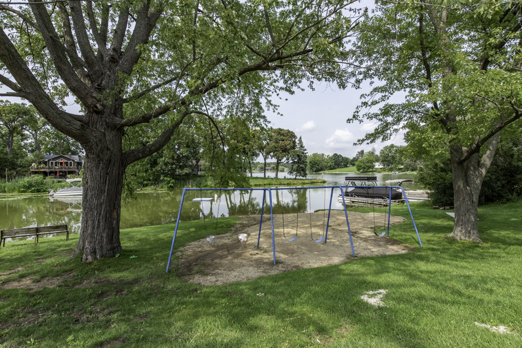 property viewer photo 36