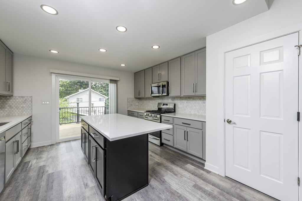 property viewer photo 7
