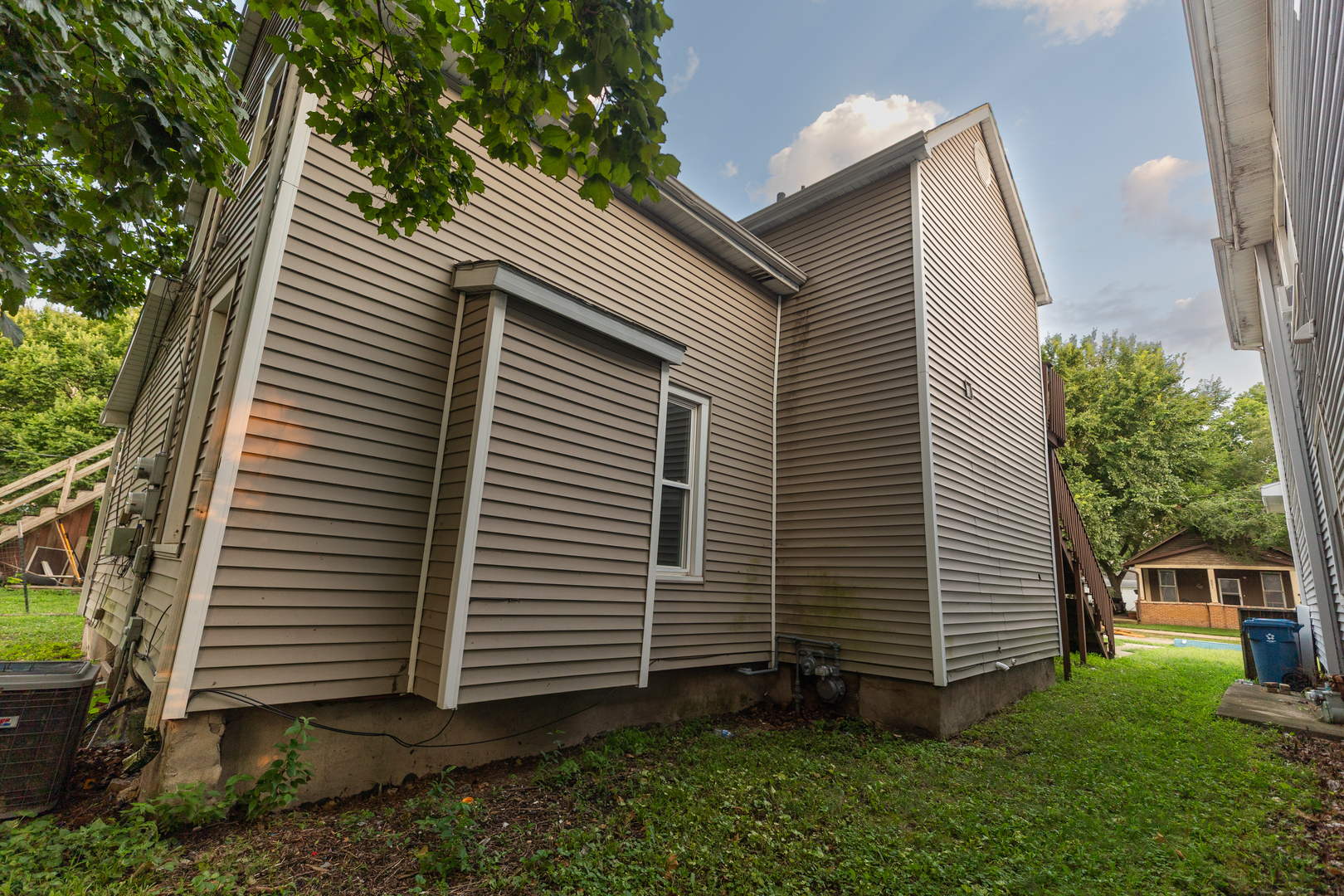 main property photo 3