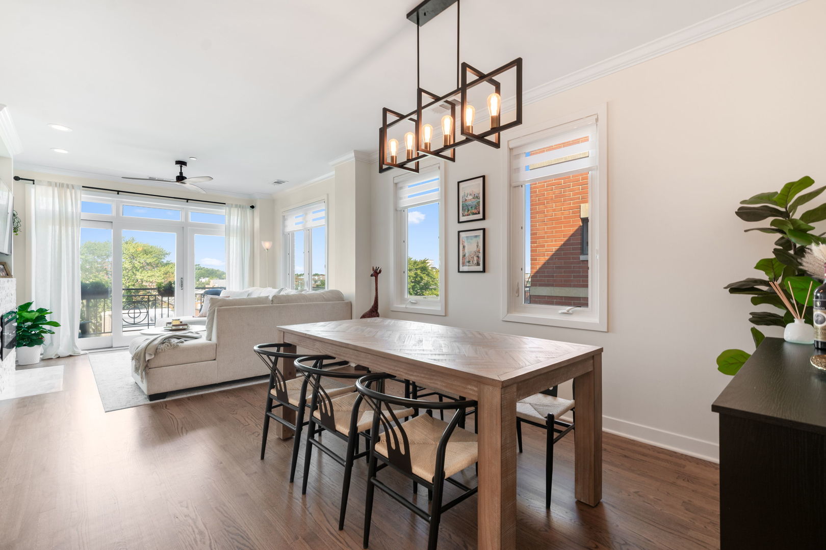 property viewer photo 1