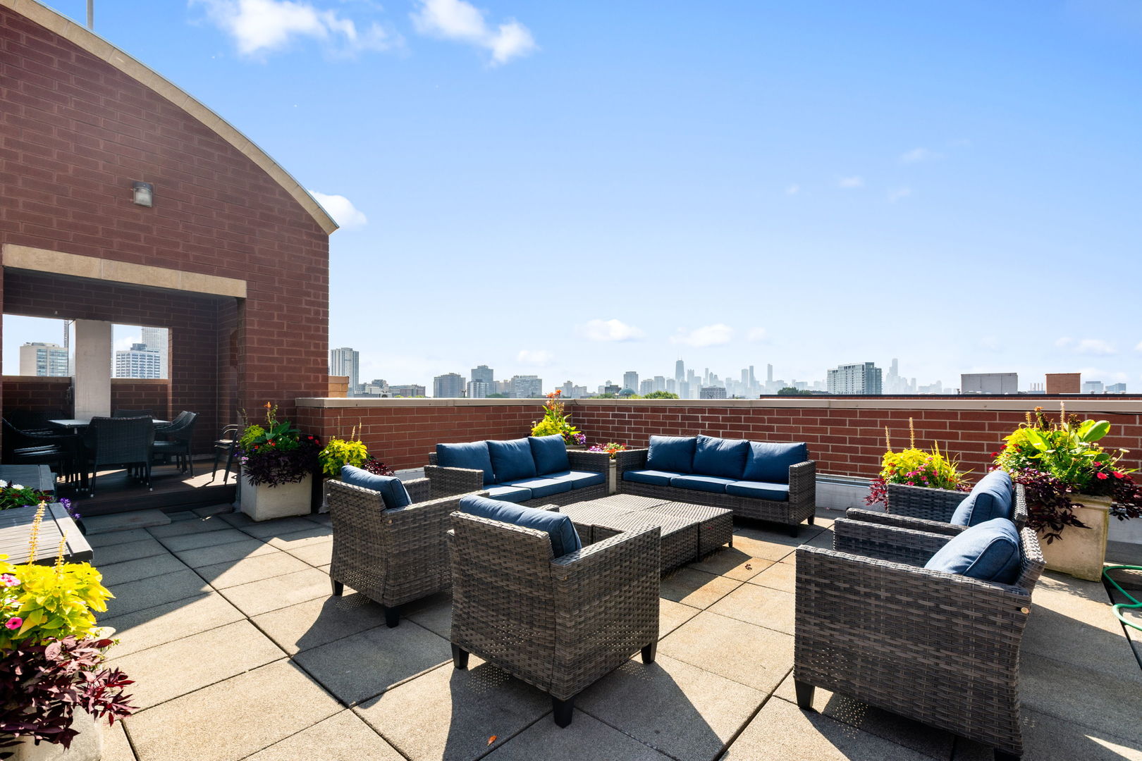 property viewer photo 13