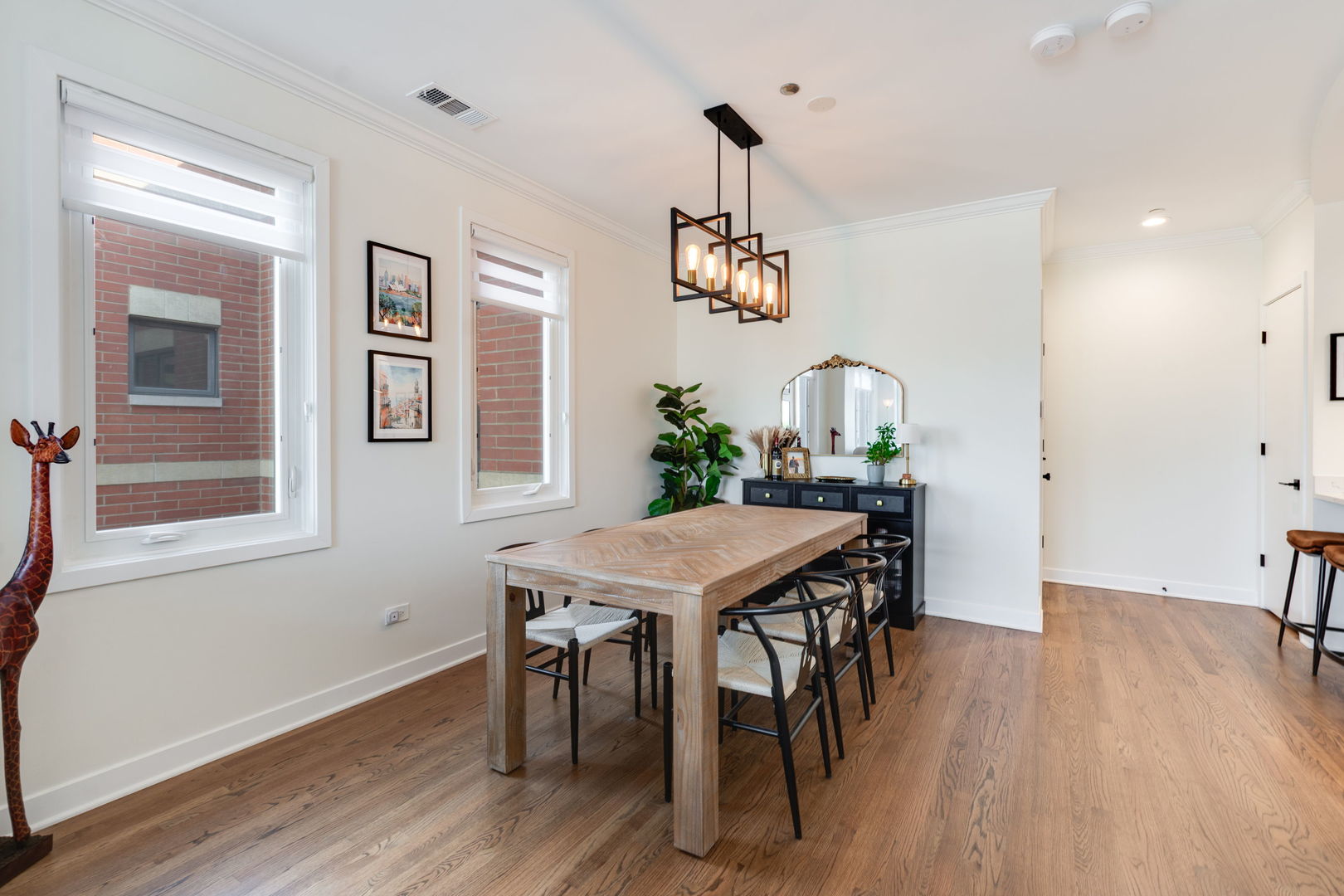 property viewer photo 6