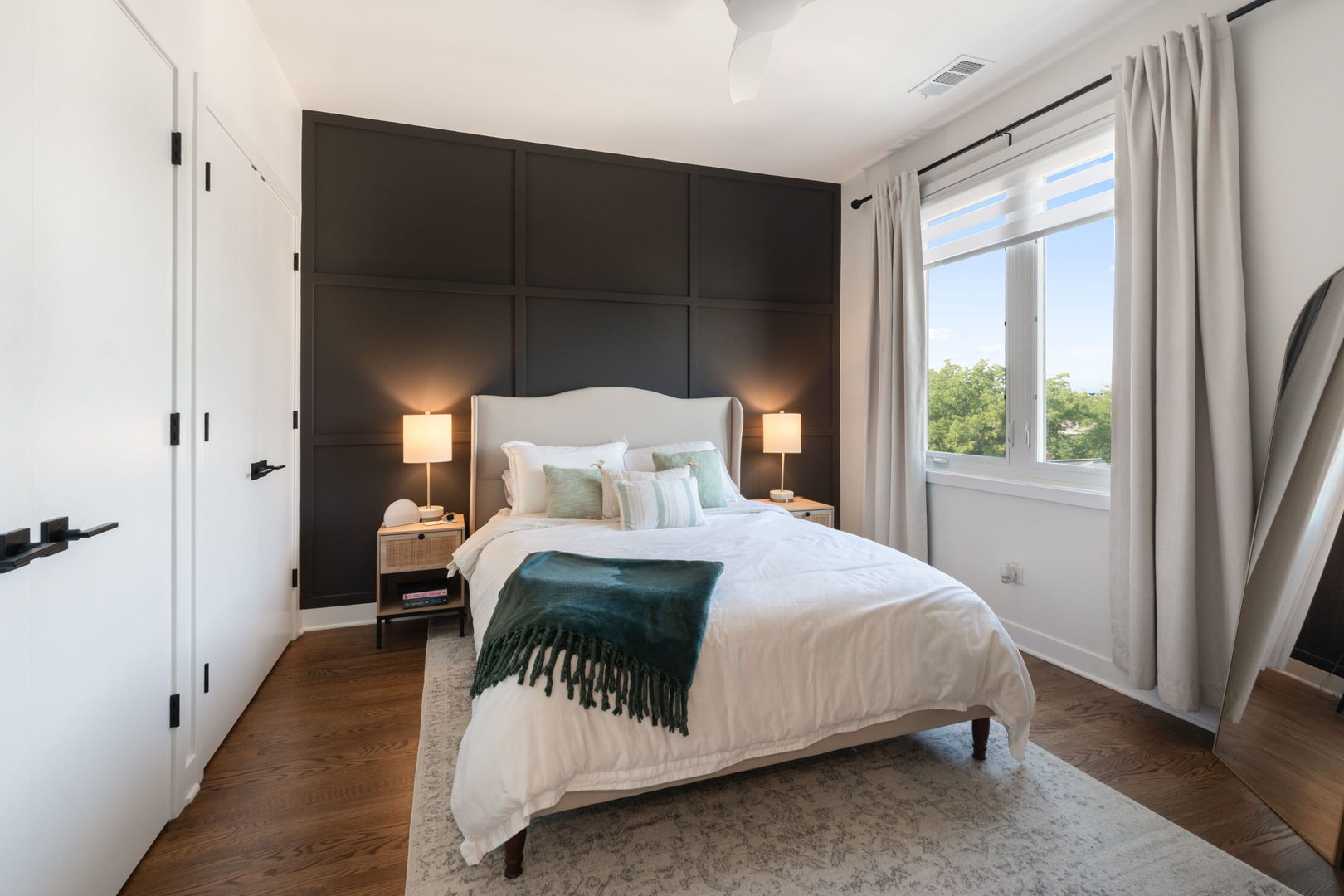 property viewer photo 9