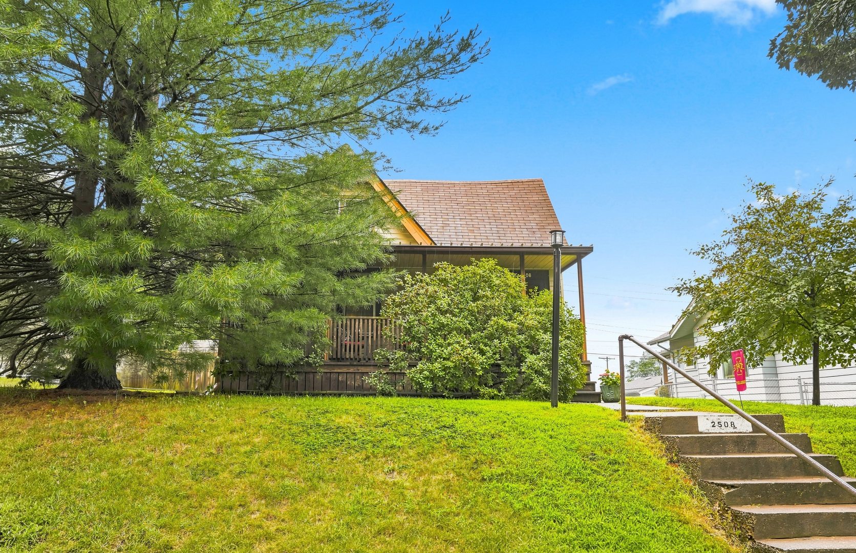 main property photo 18