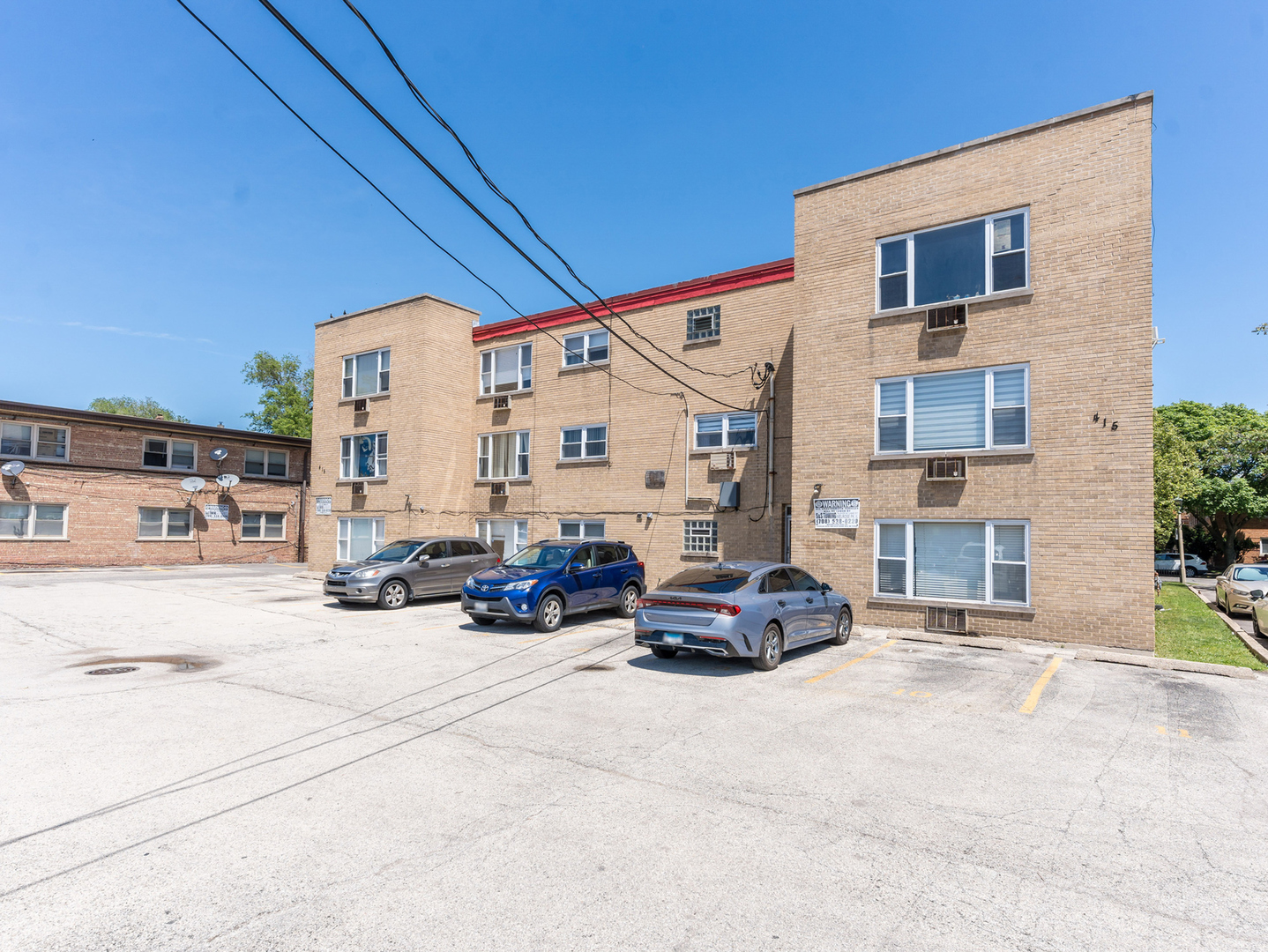main property photo 16