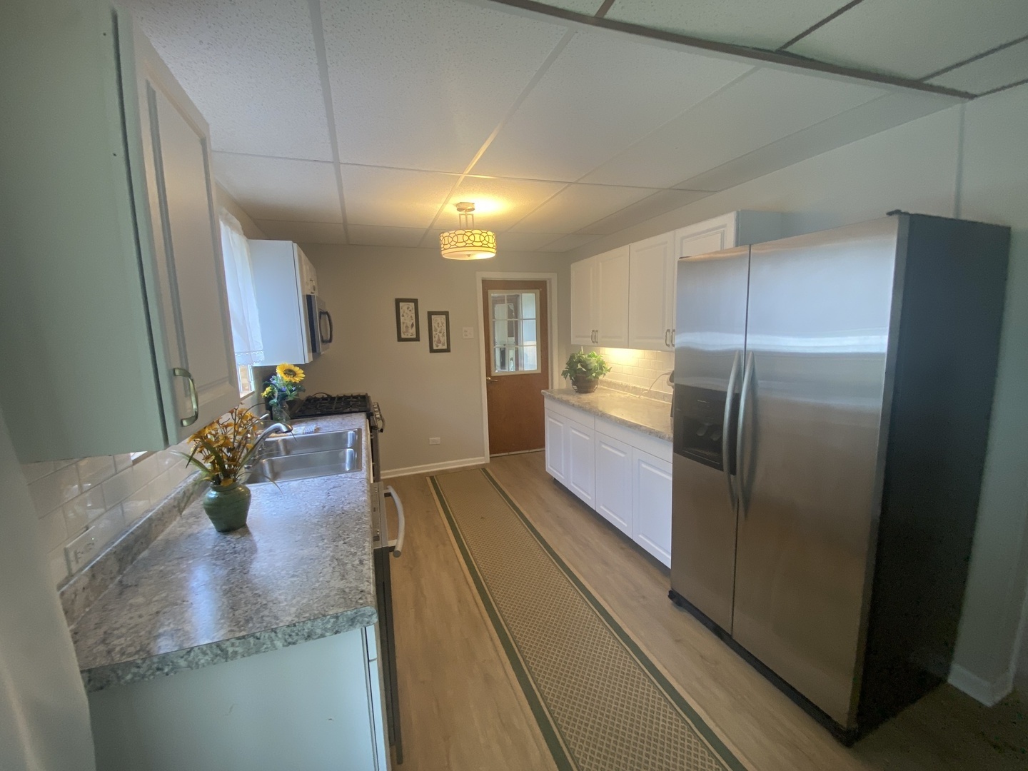 main property photo 5