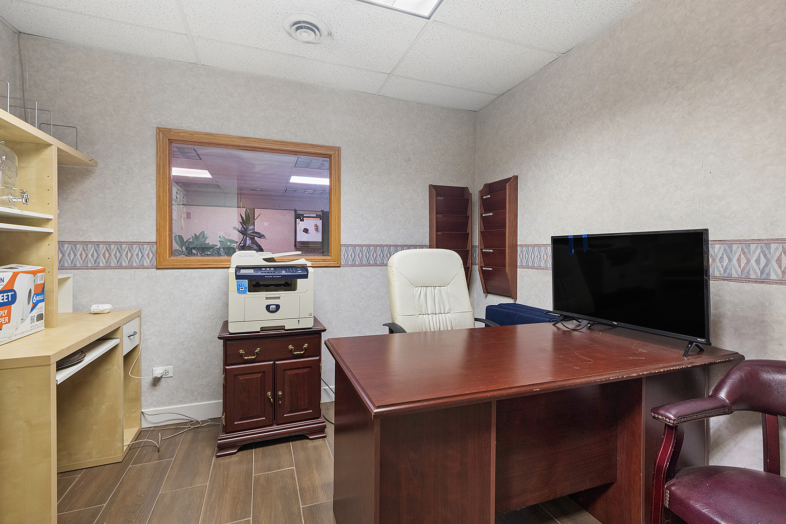 main property photo 13