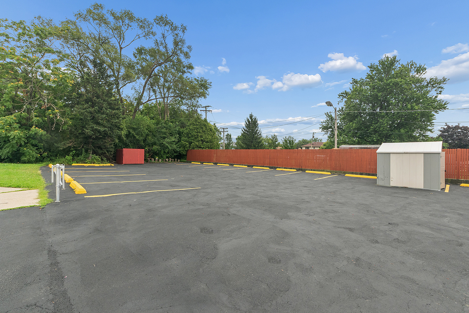 main property photo 19