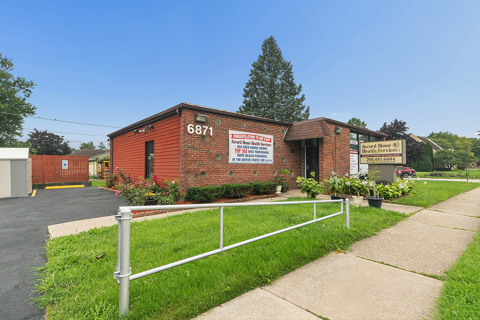main property photo 2