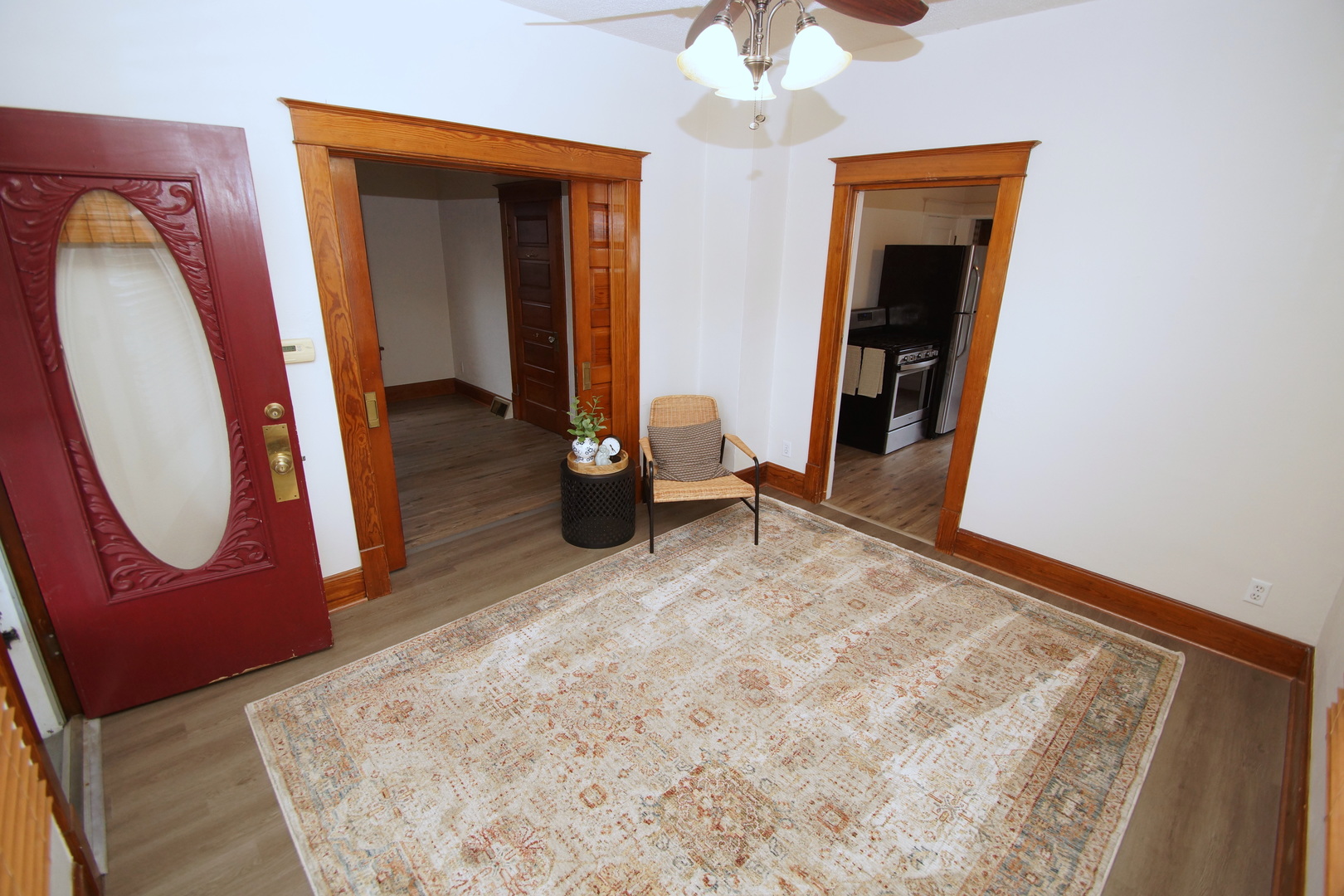 property viewer photo 2