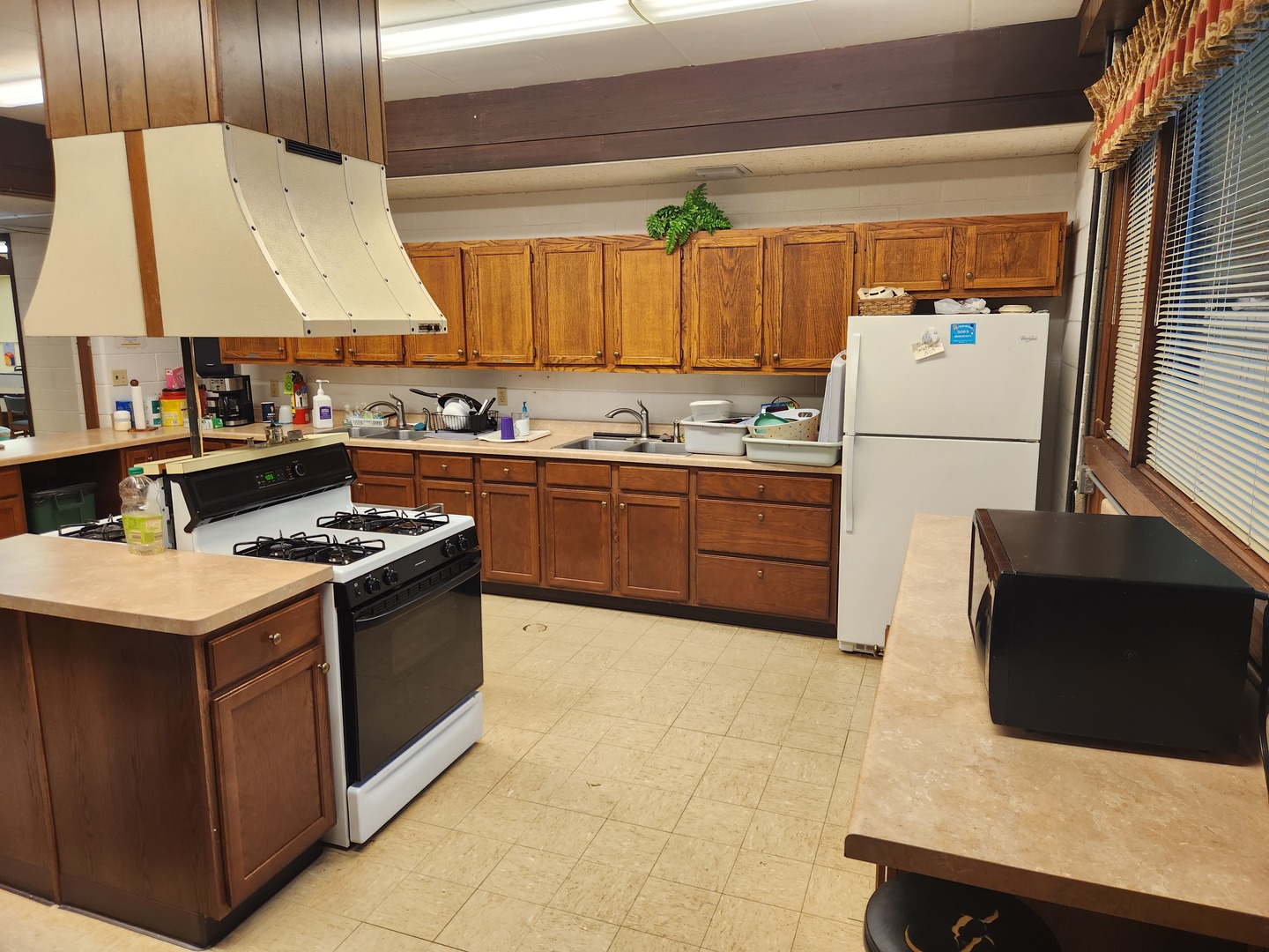 main property photo 13