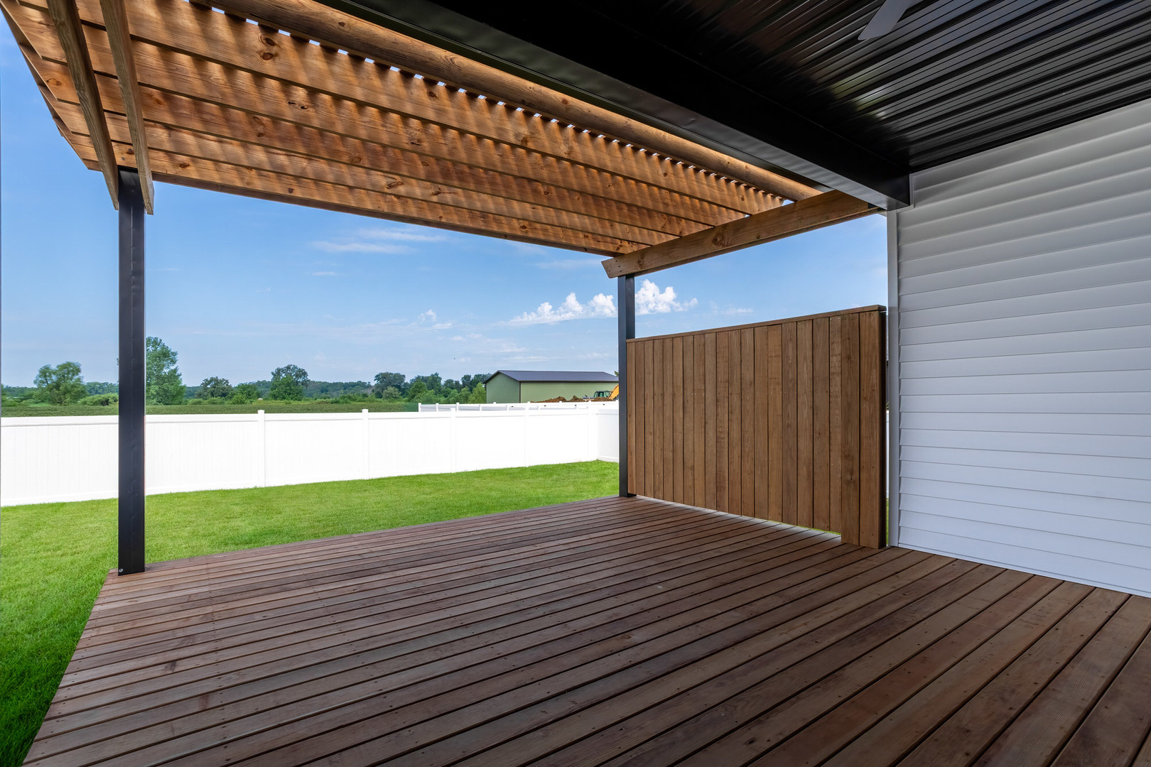 main property photo 45
