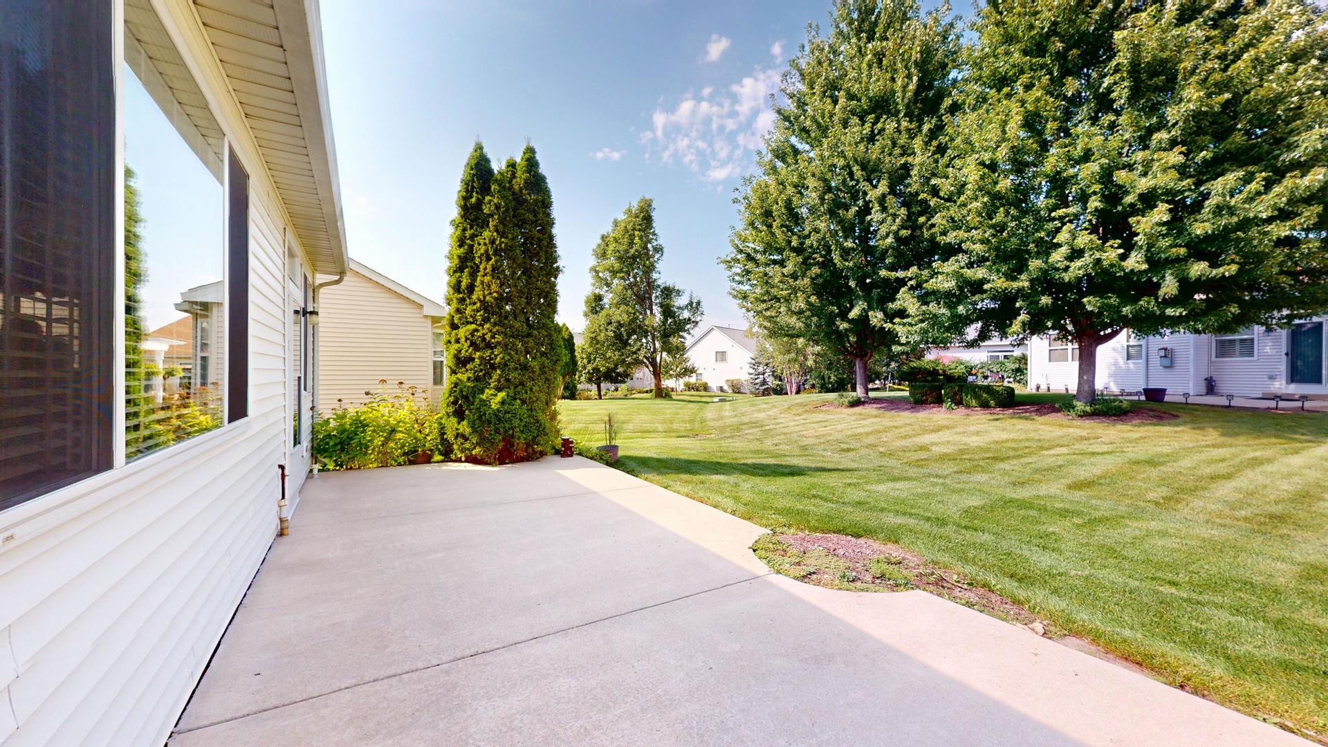 main property photo 40