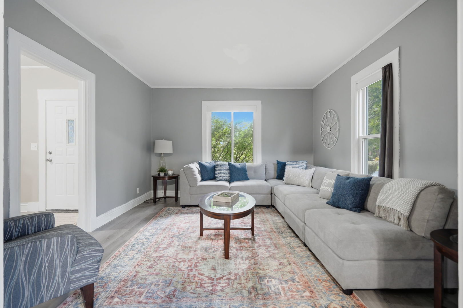 main property photo 5