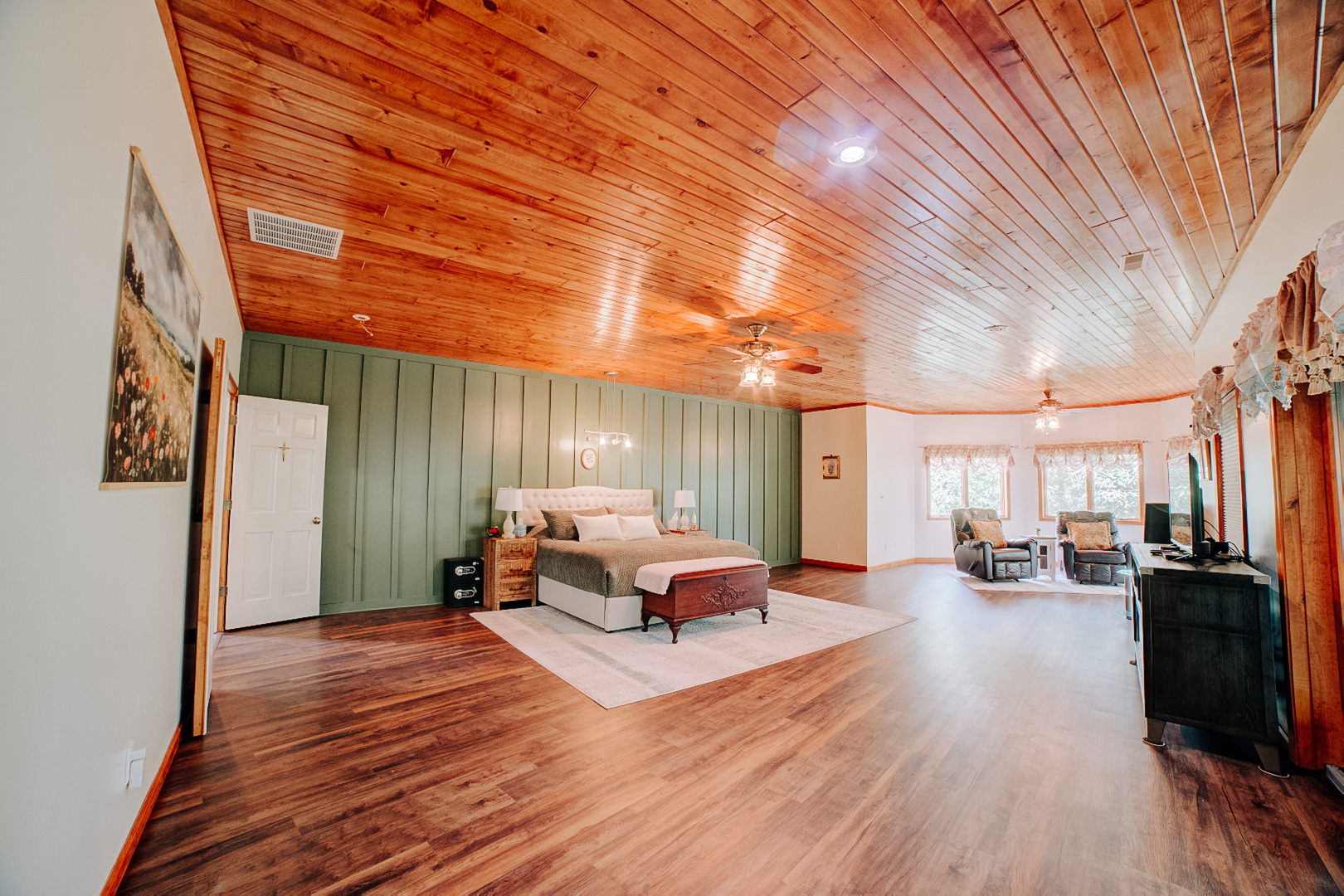 main property photo 78