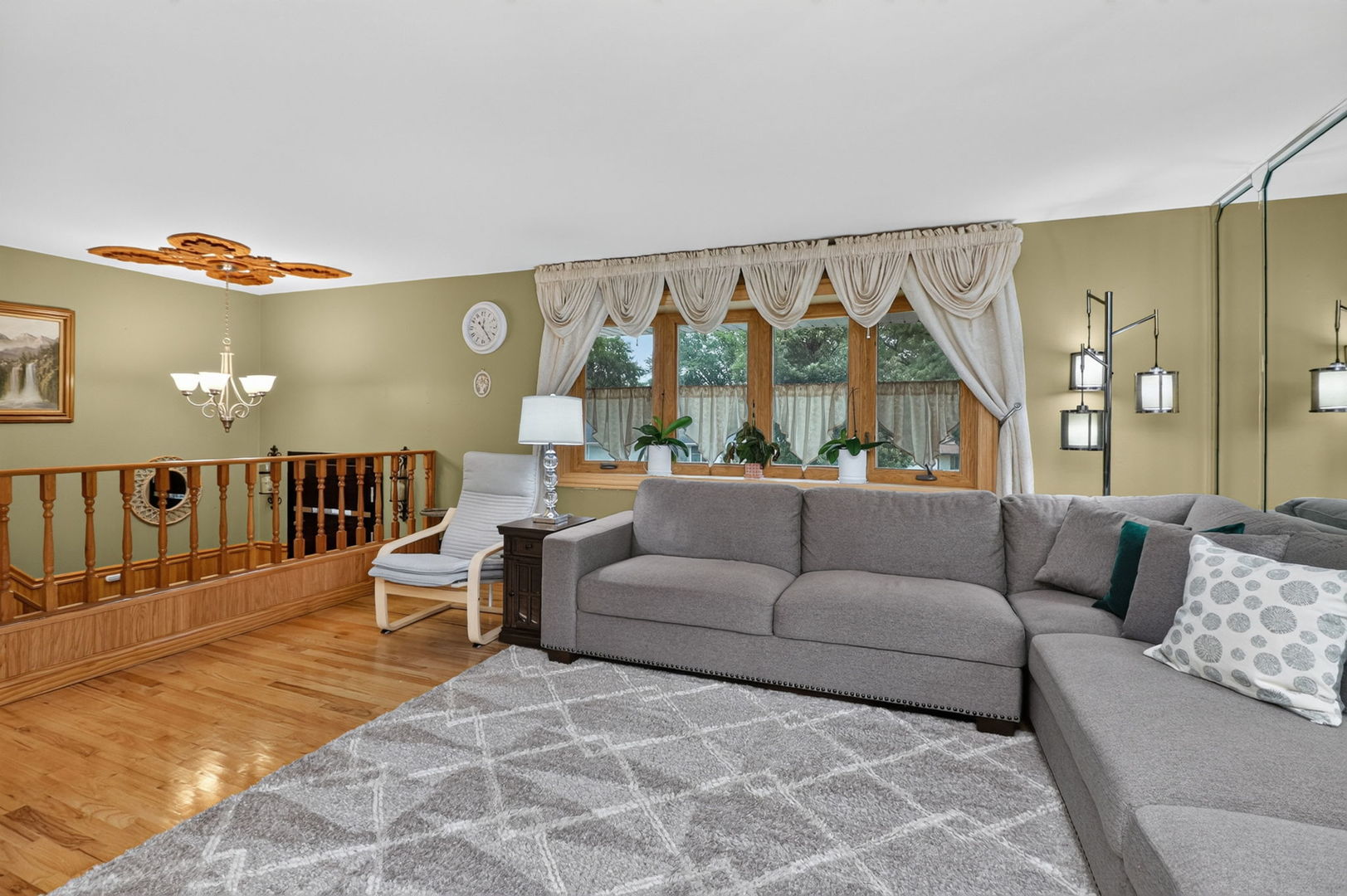 property viewer photo 5
