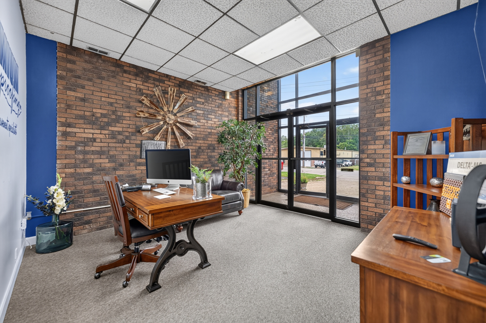 main property photo 18