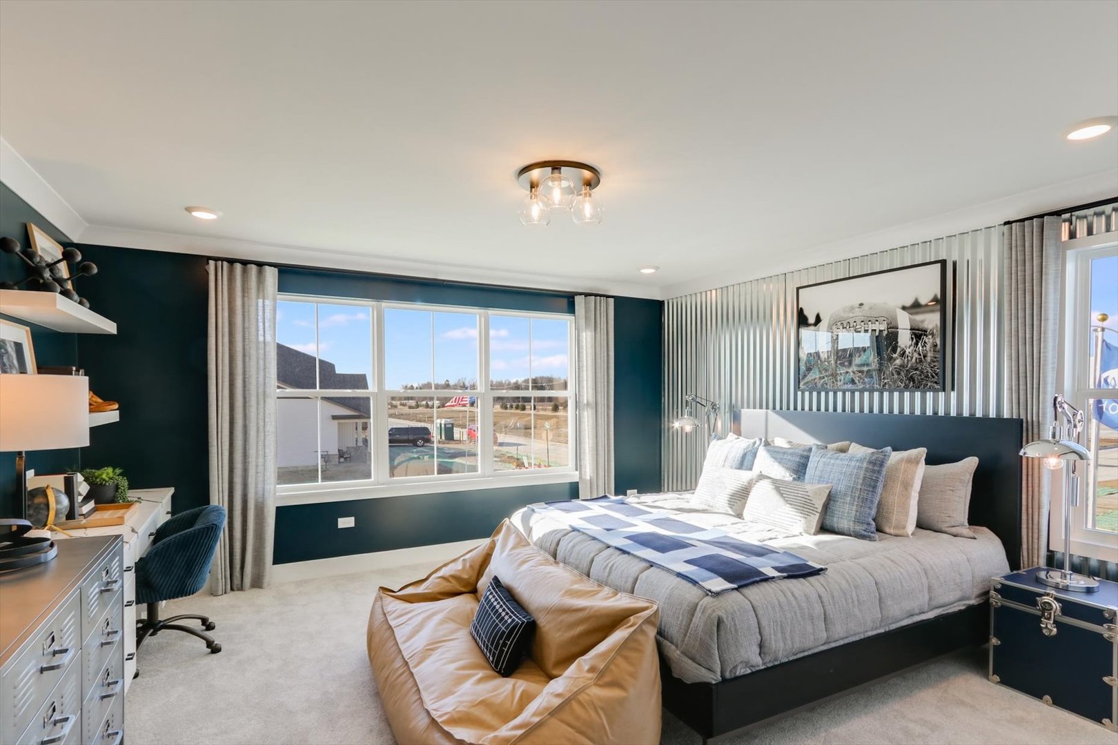 main property photo 25