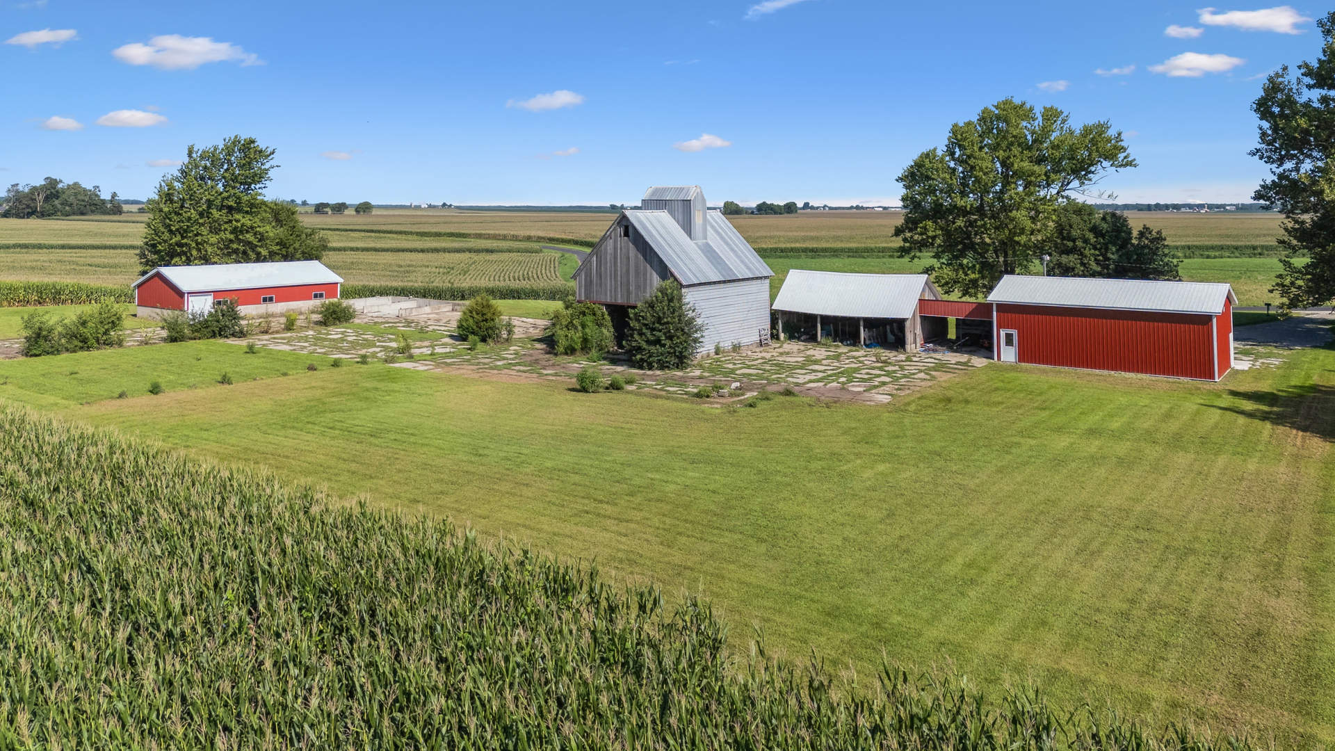 main property photo 34