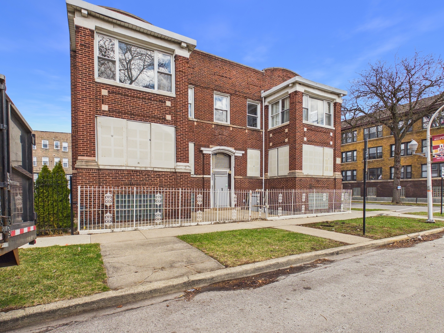 property viewer photo 1