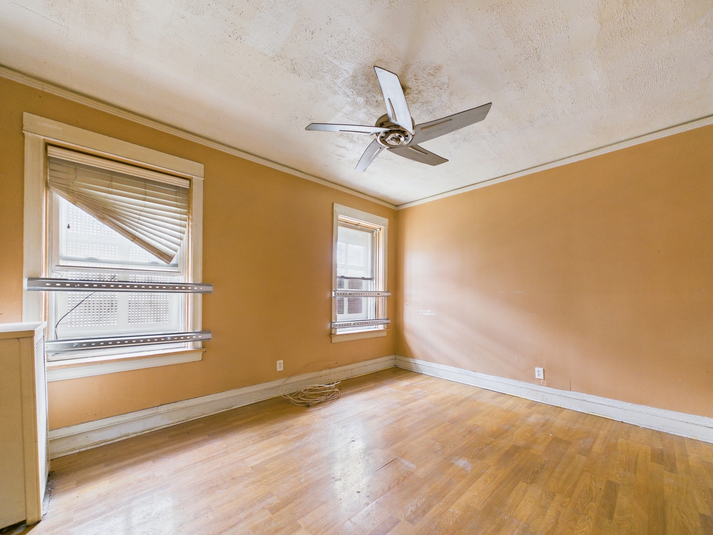 property viewer photo 13