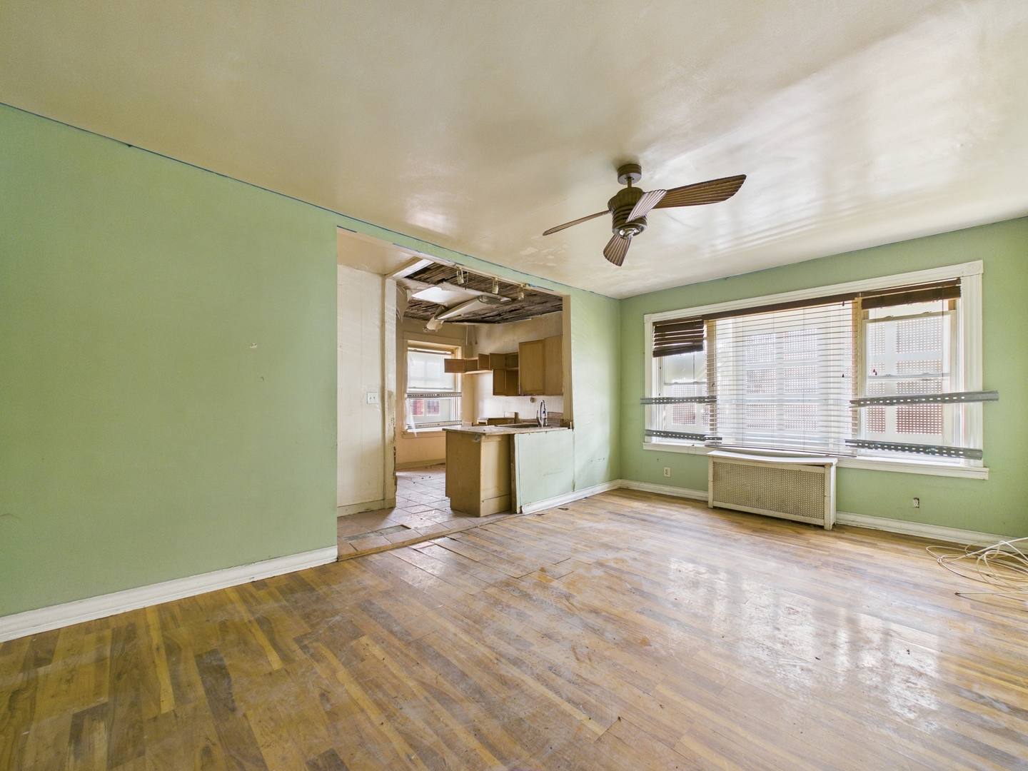 property viewer photo 16