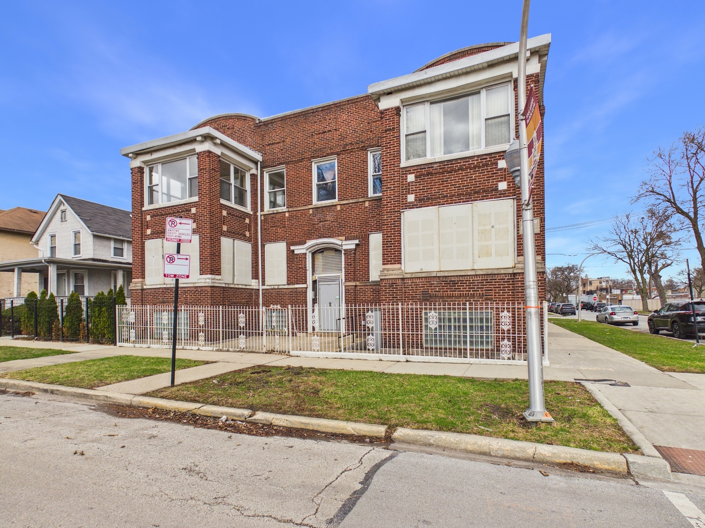 property viewer photo 2
