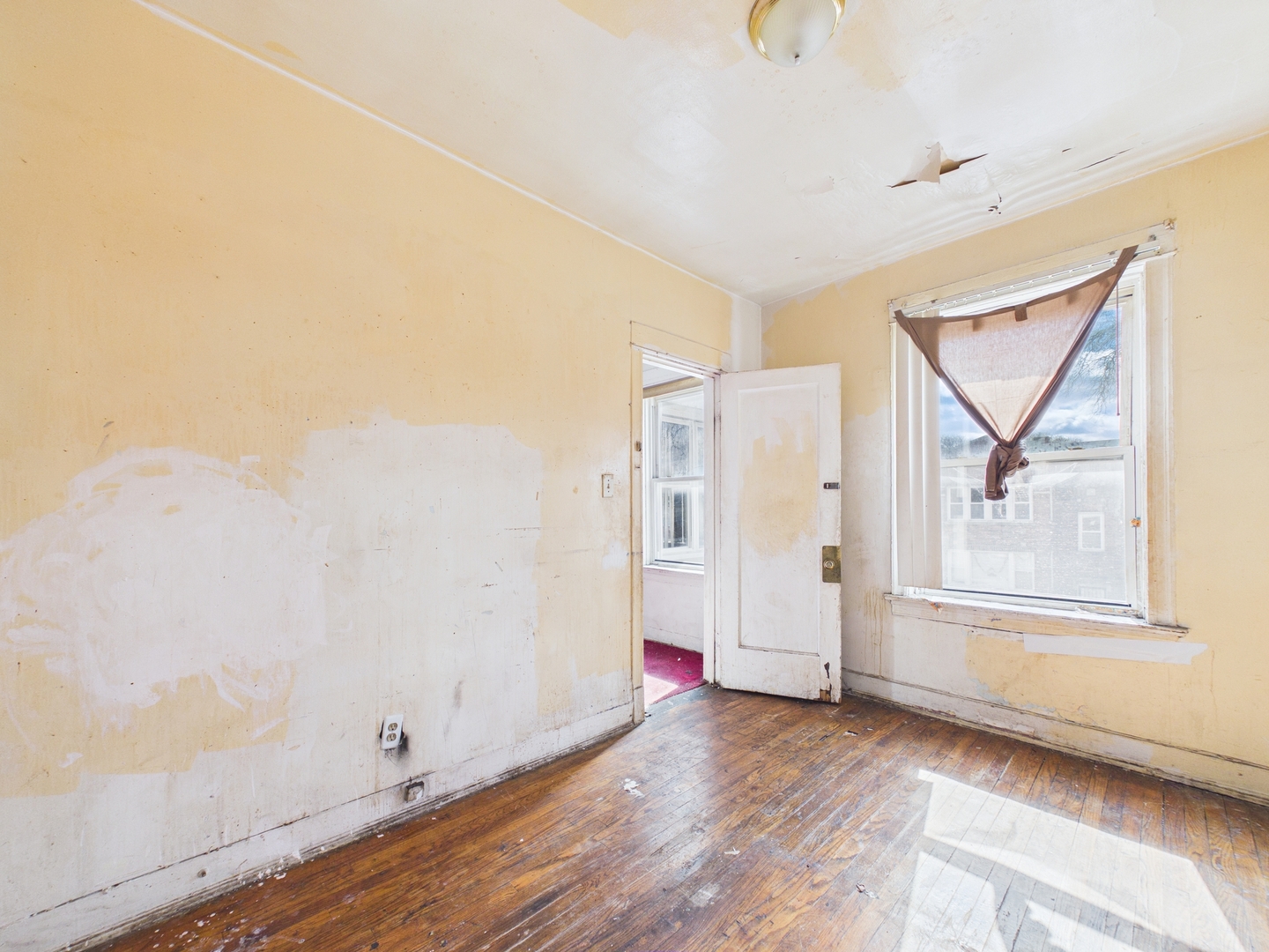 property viewer photo 24