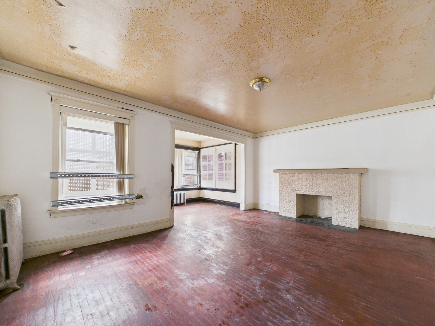 property viewer photo 3