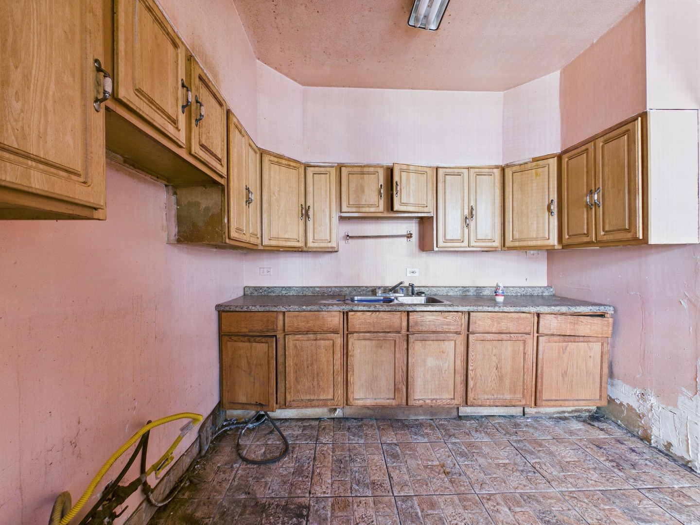 property viewer photo 30