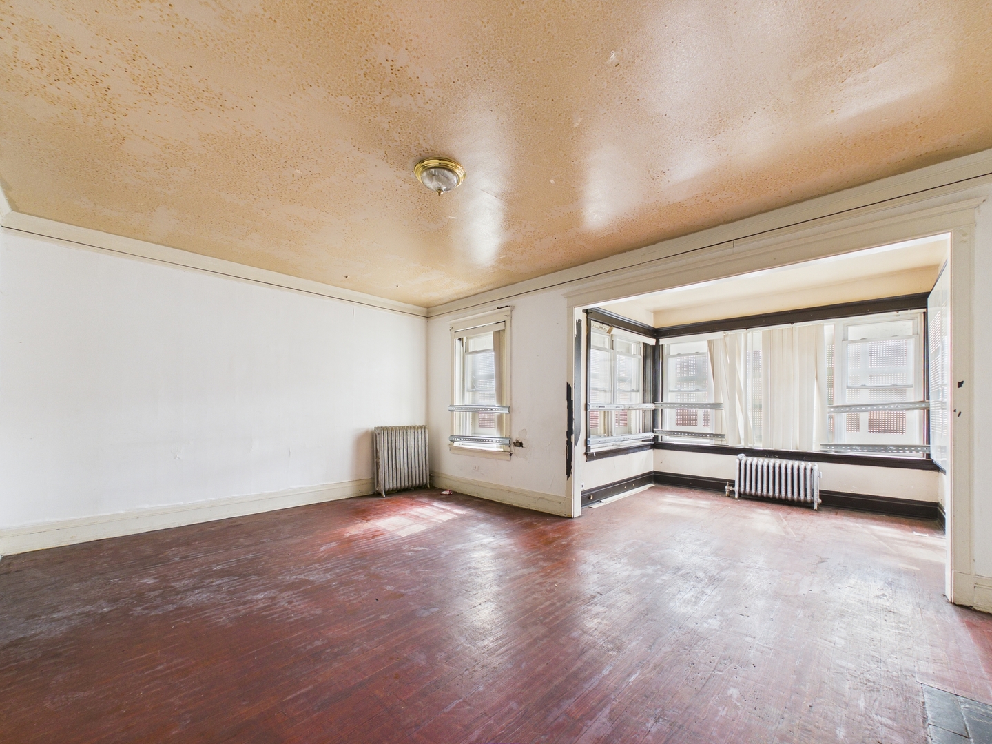 property viewer photo 4