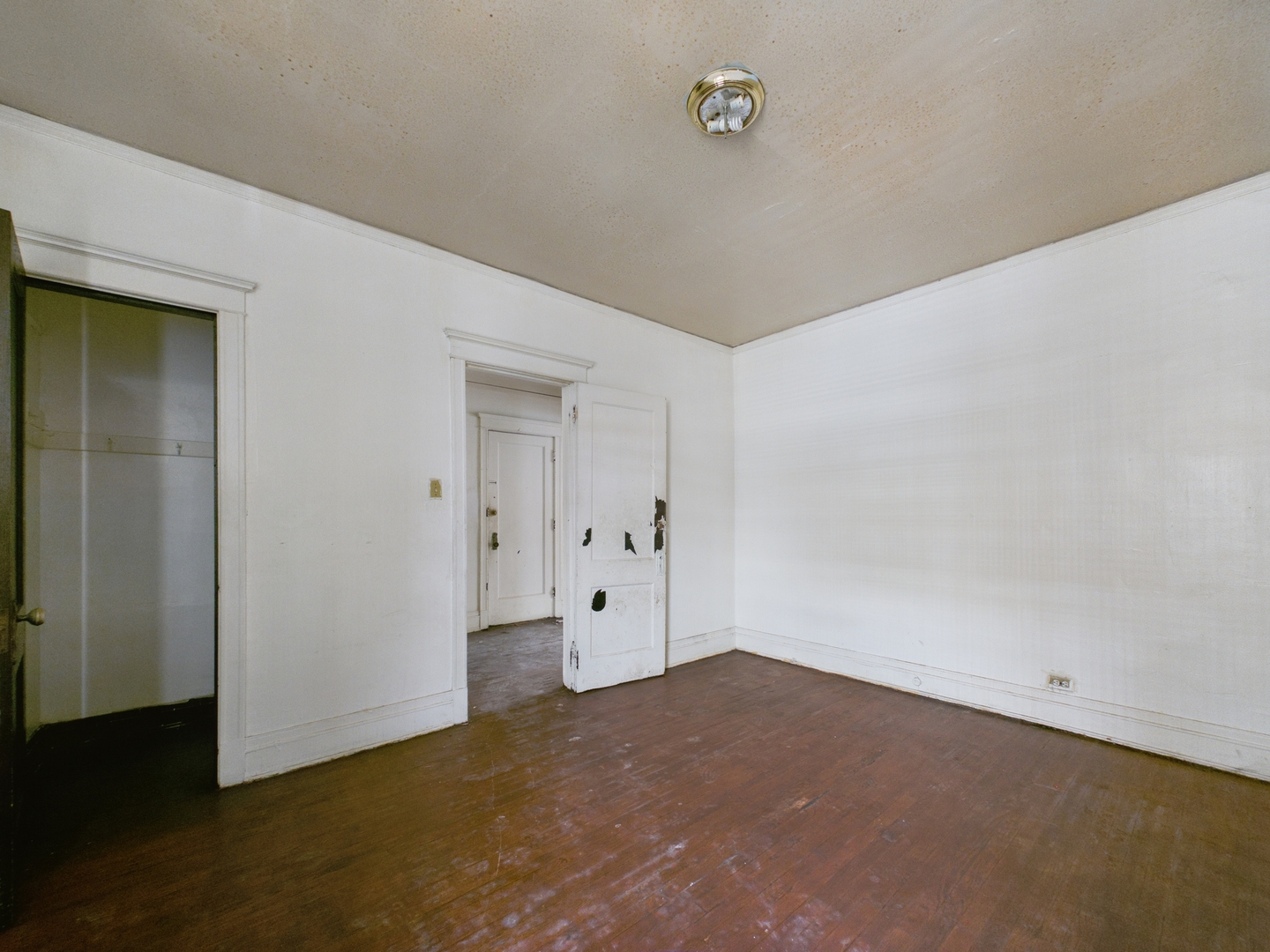 property viewer photo 7