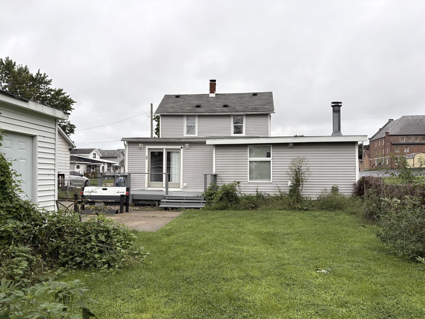 main property photo 20