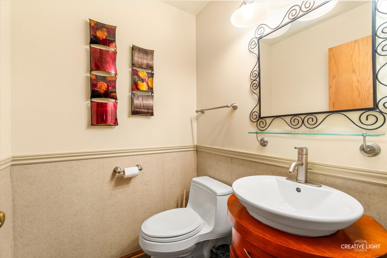 main property photo 9
