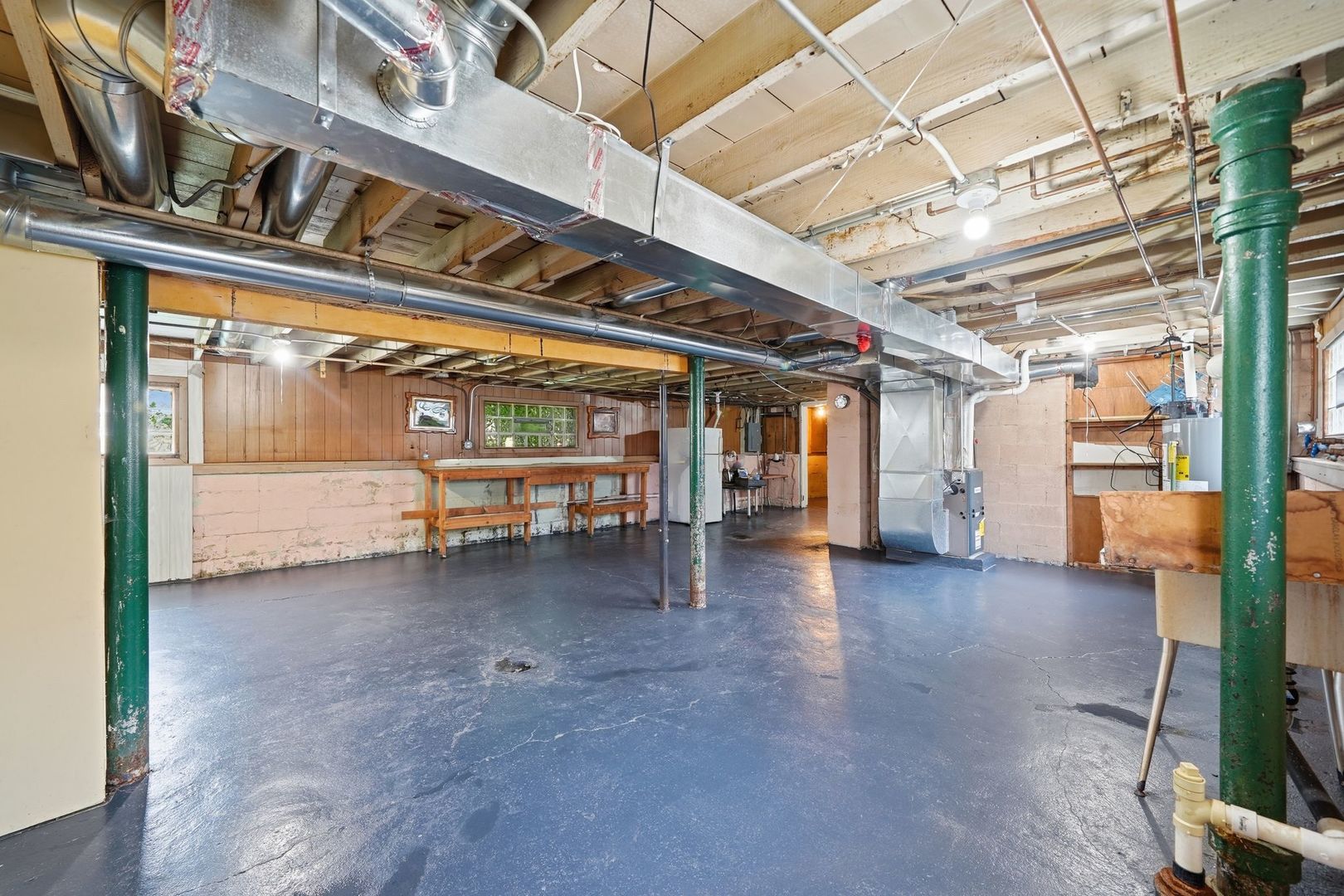 main property photo 26