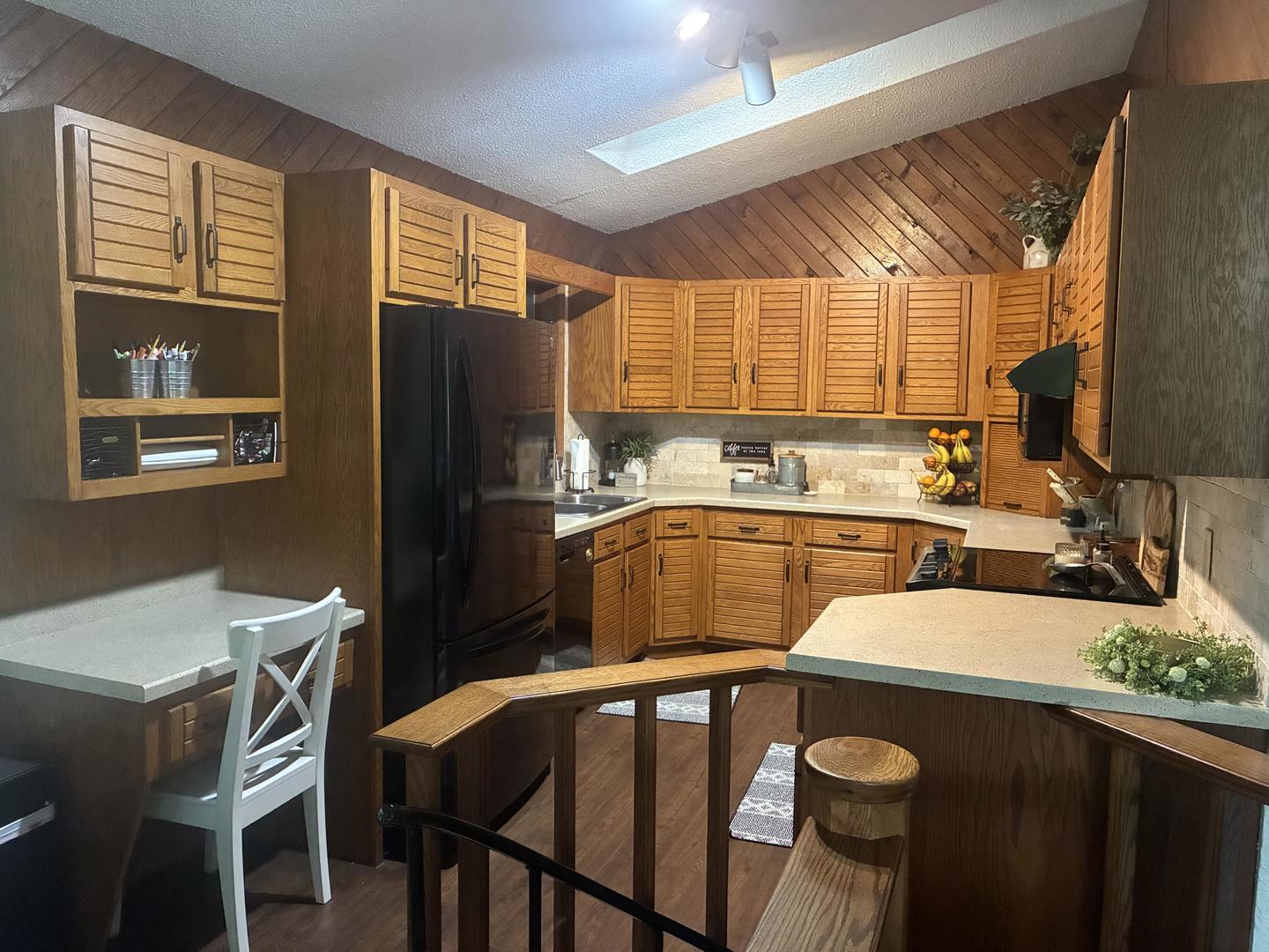 main property photo 16