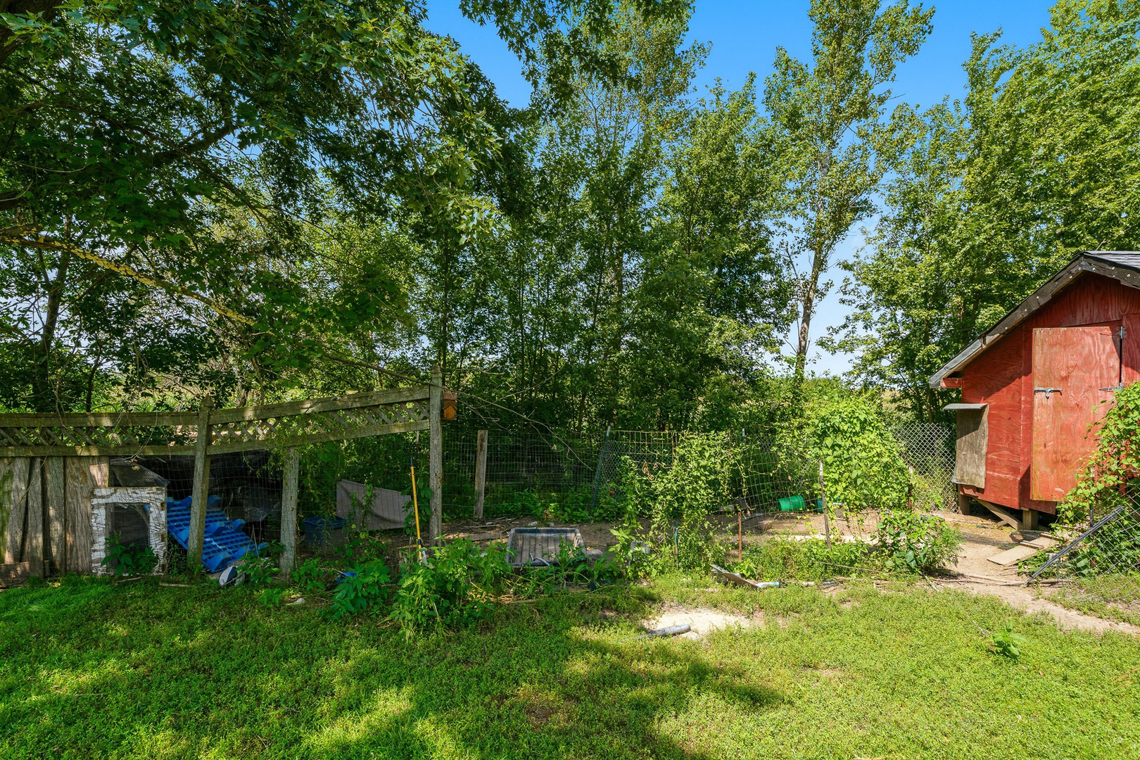 main property photo 67