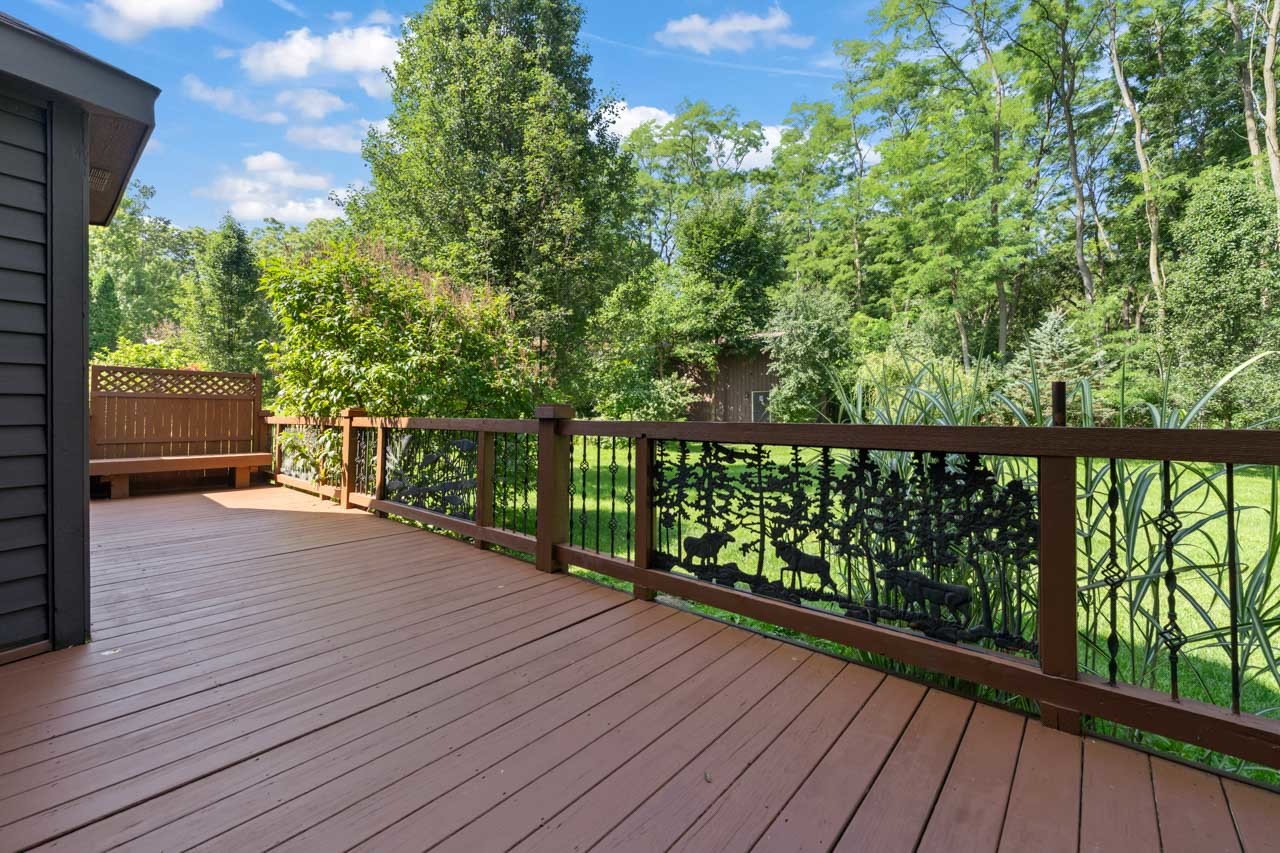 main property photo 45