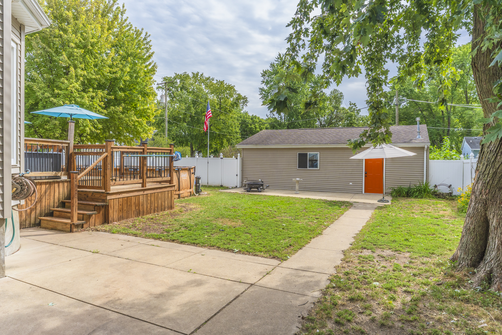 main property photo 48