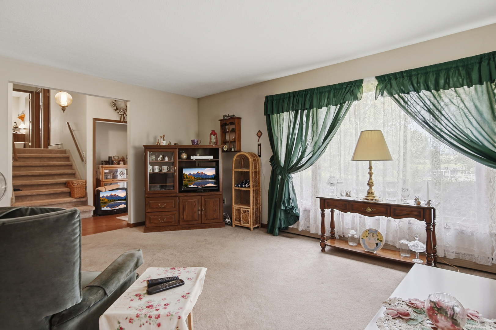 main property photo 5