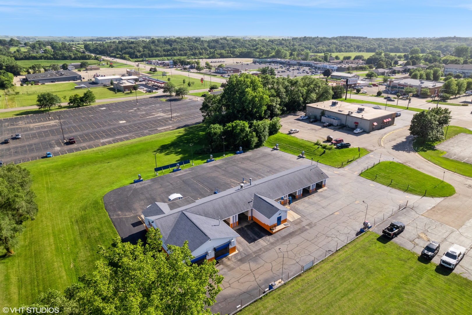 main property photo 44