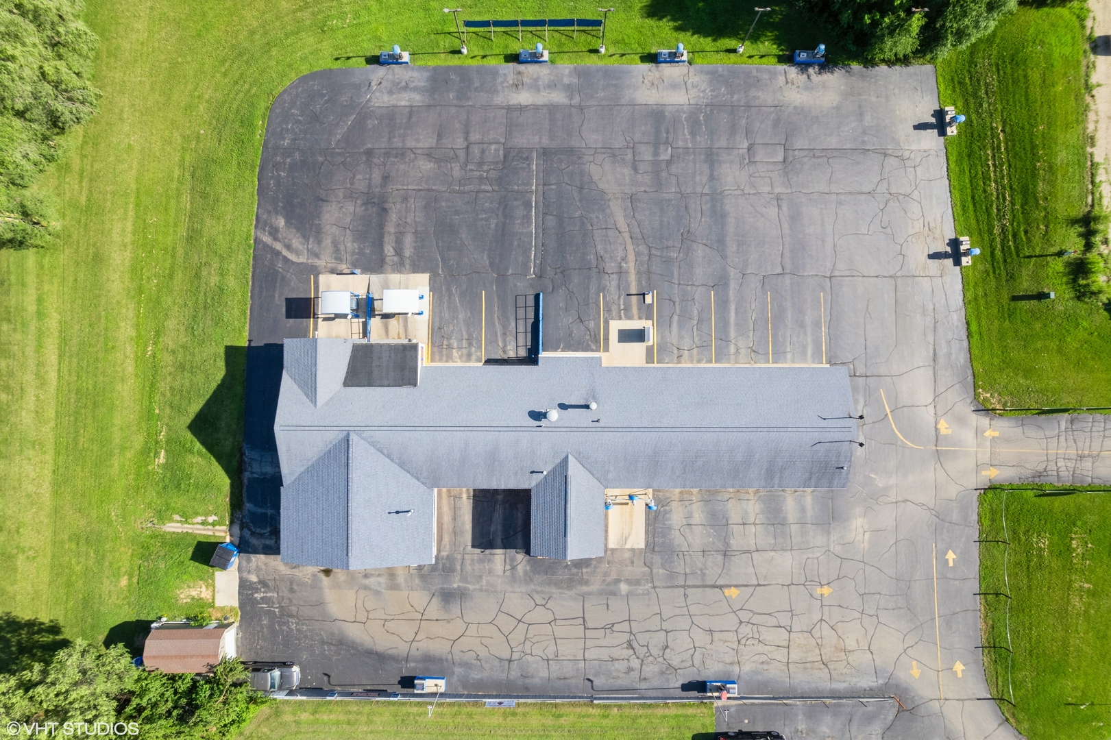 main property photo 46