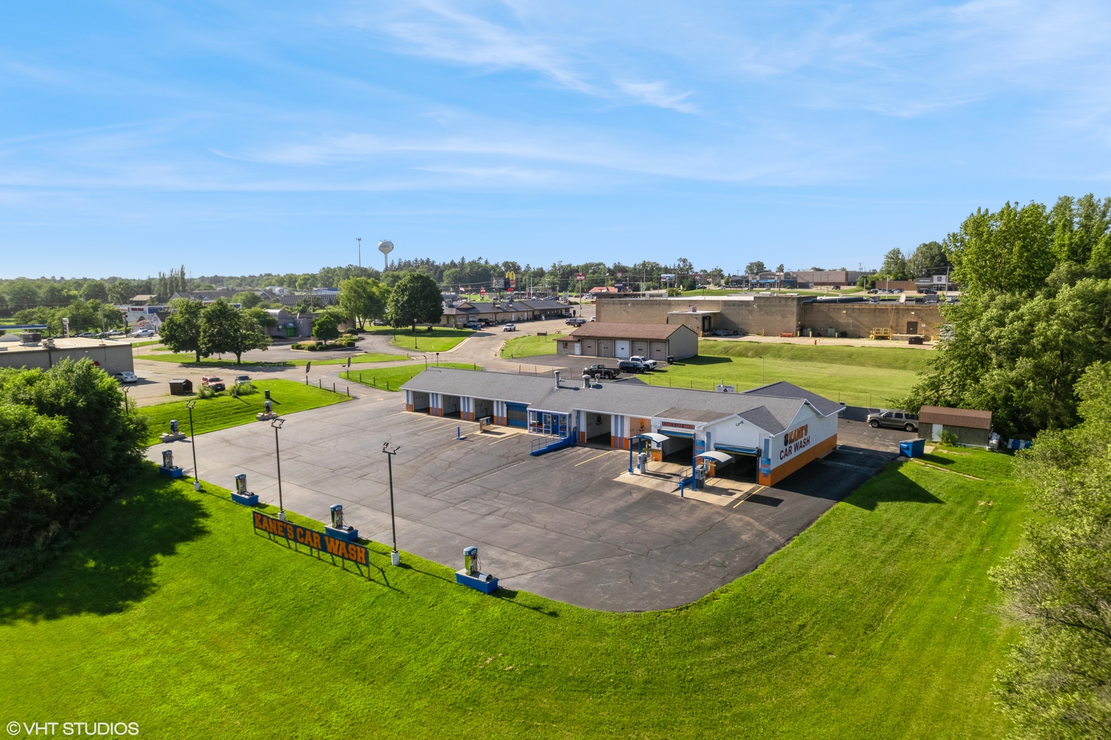 main property photo 50