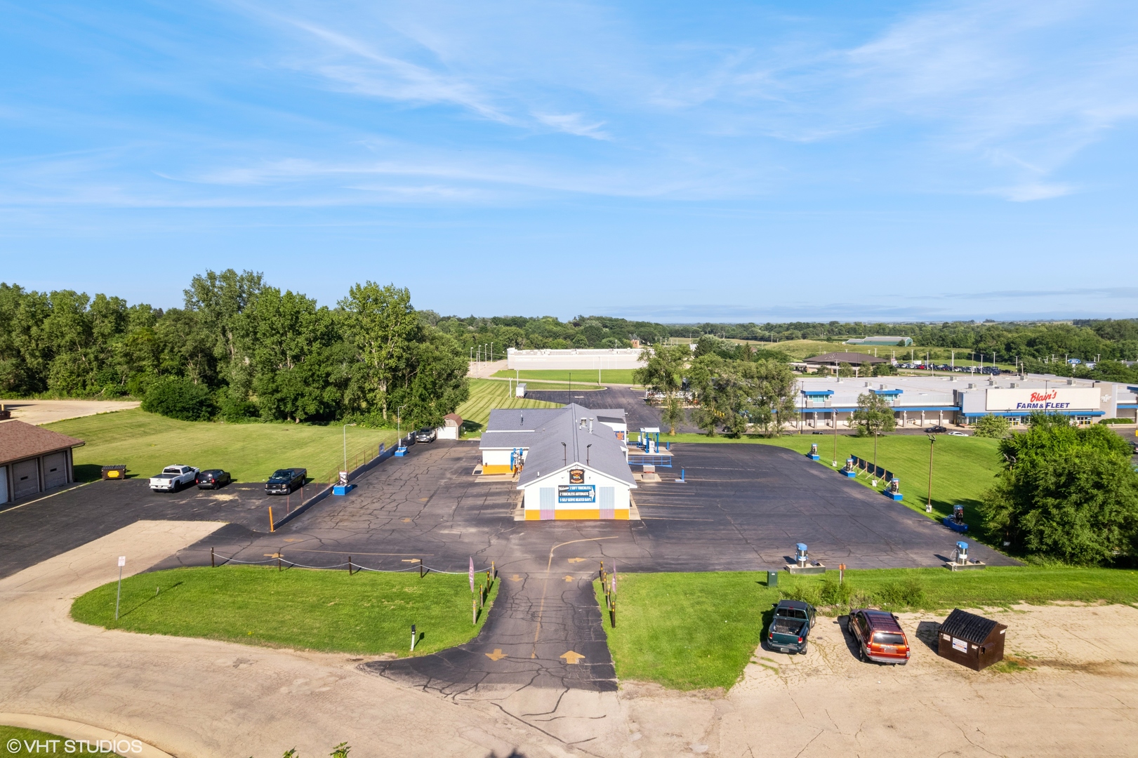 main property photo 64