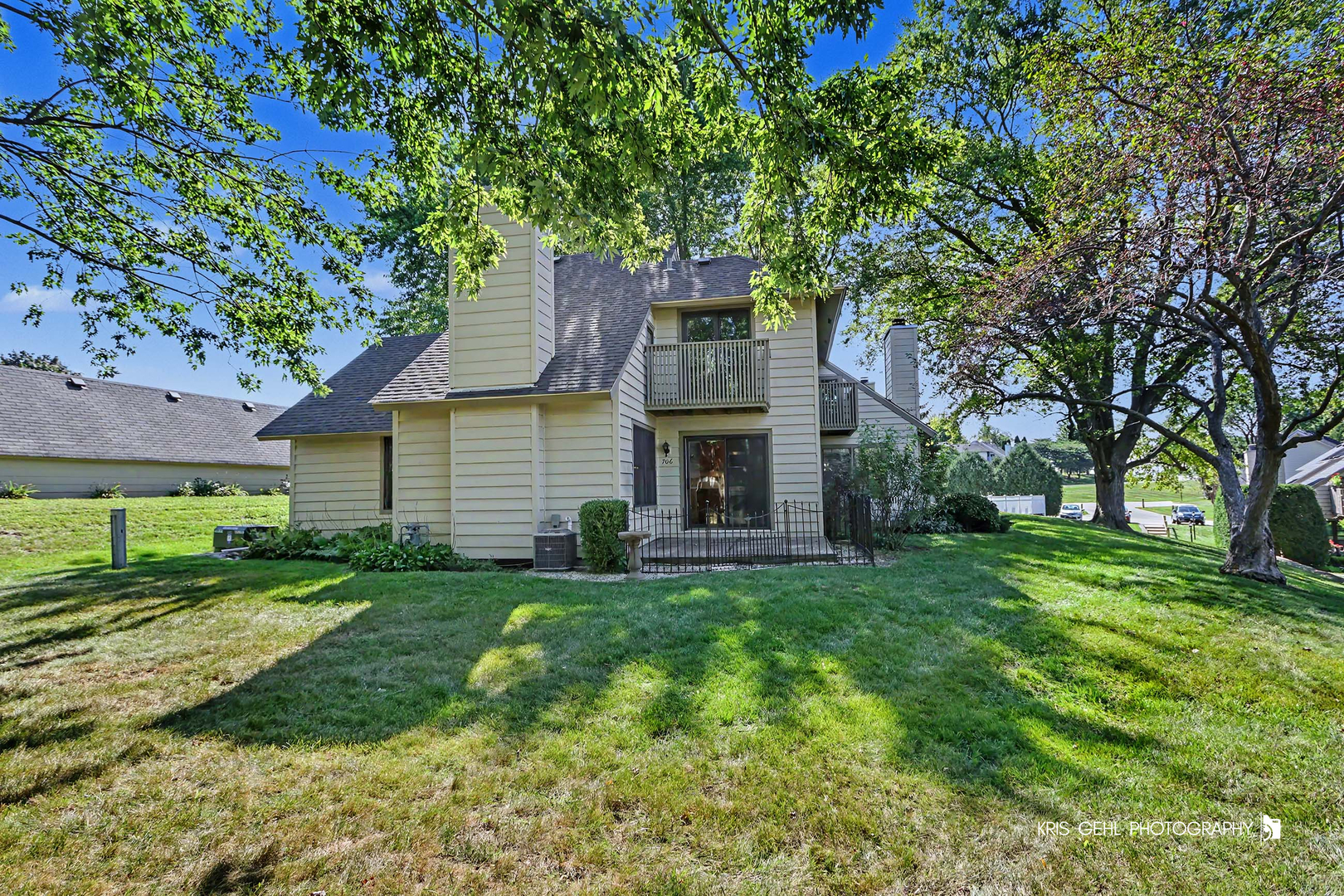 main property photo 16